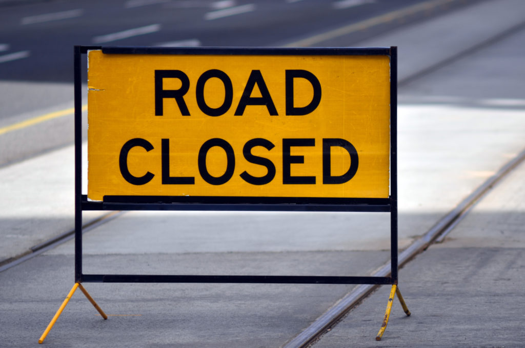 Road, closure at Kennedy Bridge