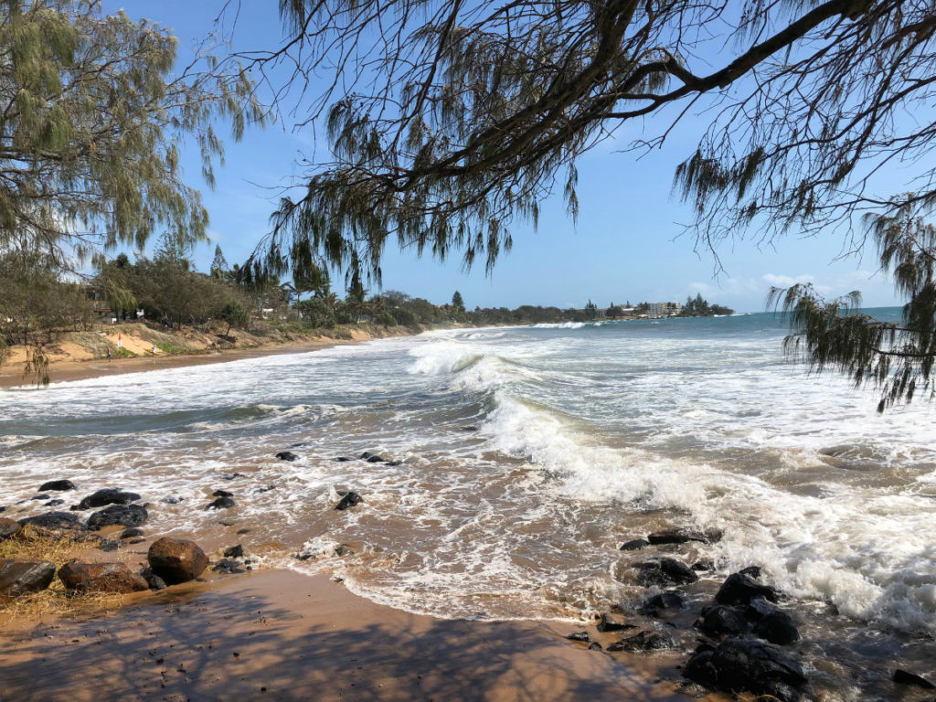 High tide at Kellys Beach