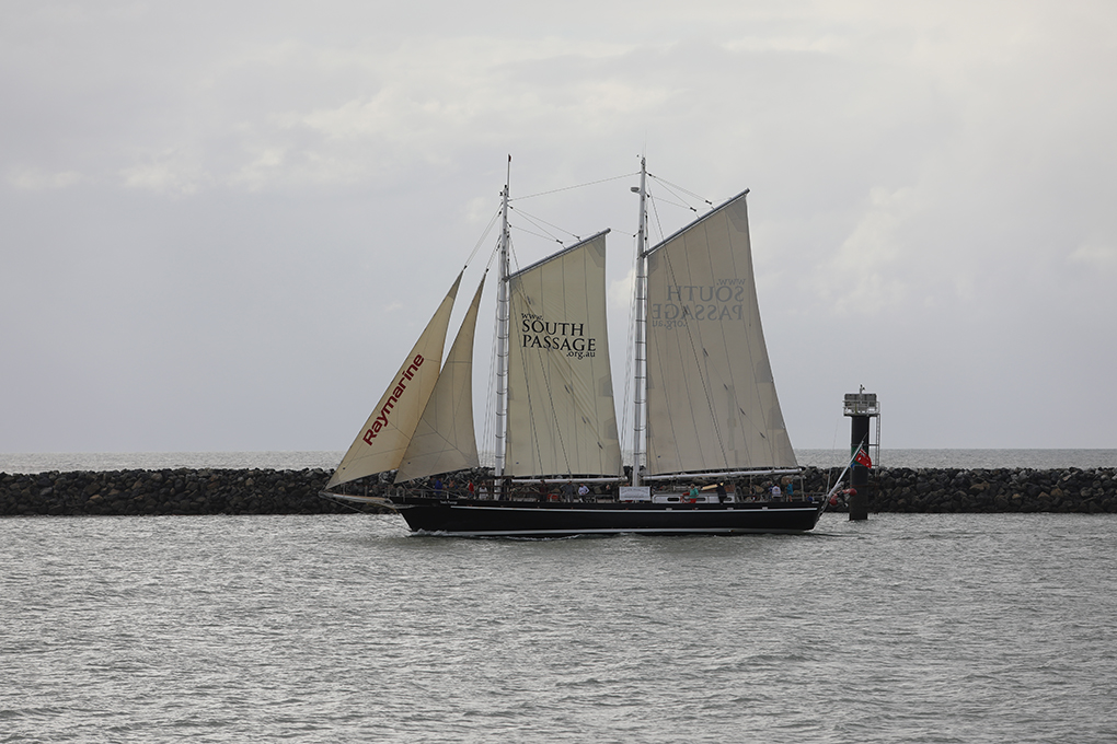 South Passage sailing back home to Bundaberg.