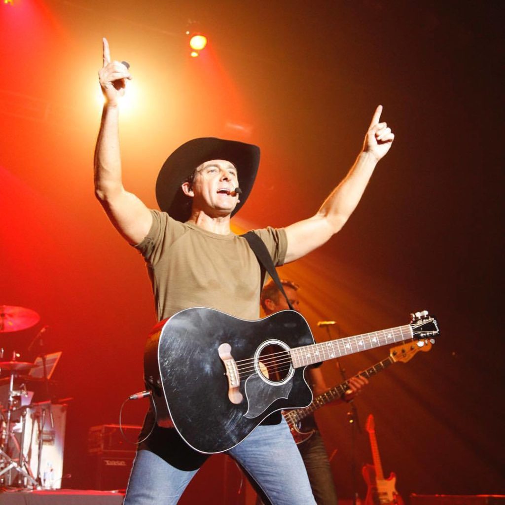 Lee Kernaghan is coming to Bundaberg to perform in August