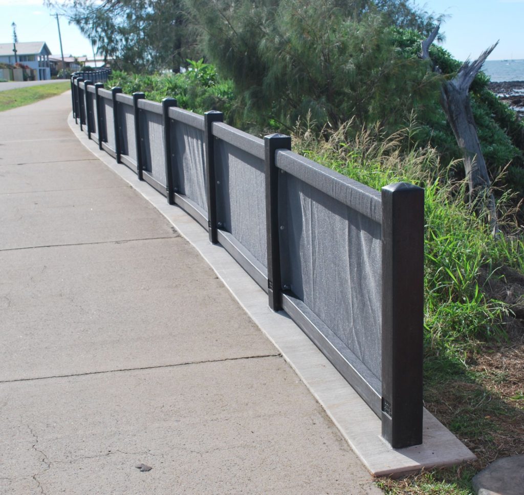 Recycled fencing turtles