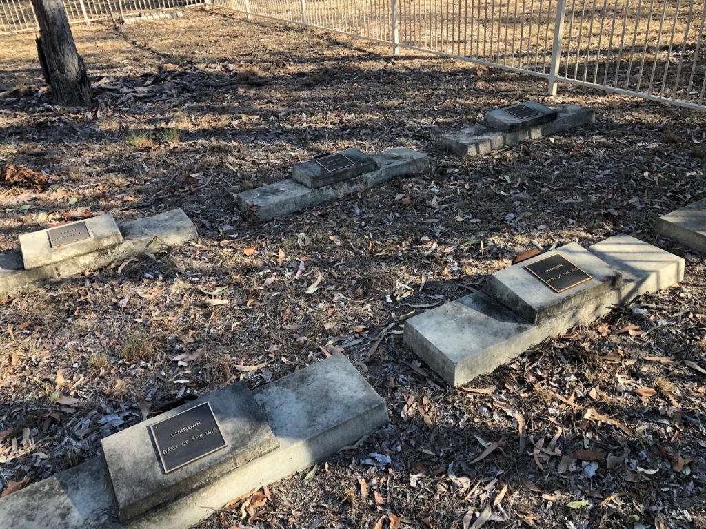 Plaques at south isis cemetery