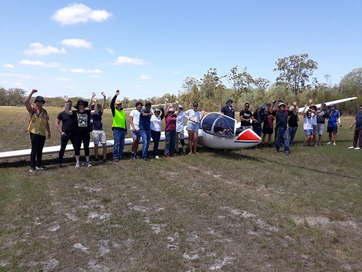 Bundaberg Gliding Club CQU students