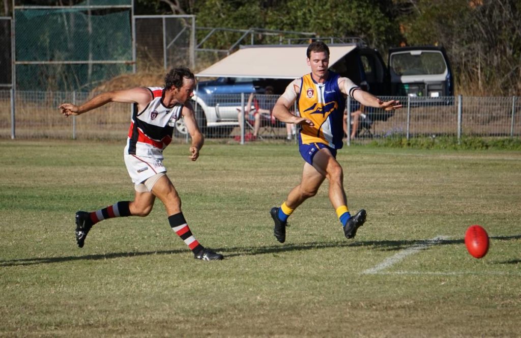 AFL The Waves Brothers Bulldogs