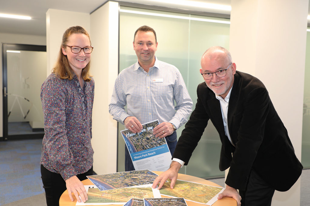 Shanelle Pekin, President of the Moore Park Beach Community Association, Cr Jason Bartels and David Newby from Insite SJC.