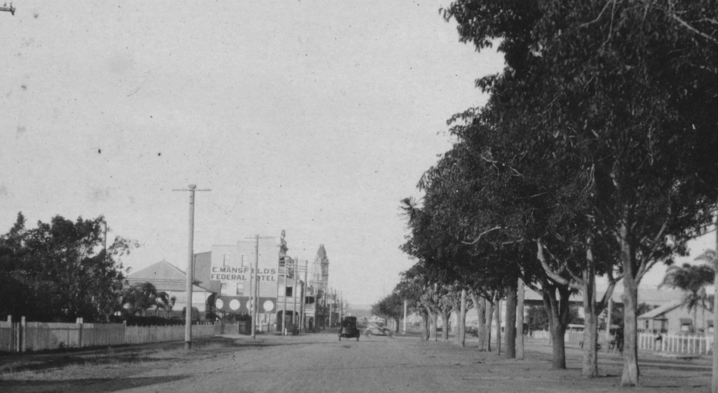 Bourbong St in 1929 after asphaltic surfacing laid by Council