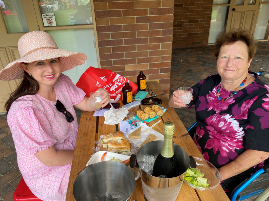 Picnic at Fairymead