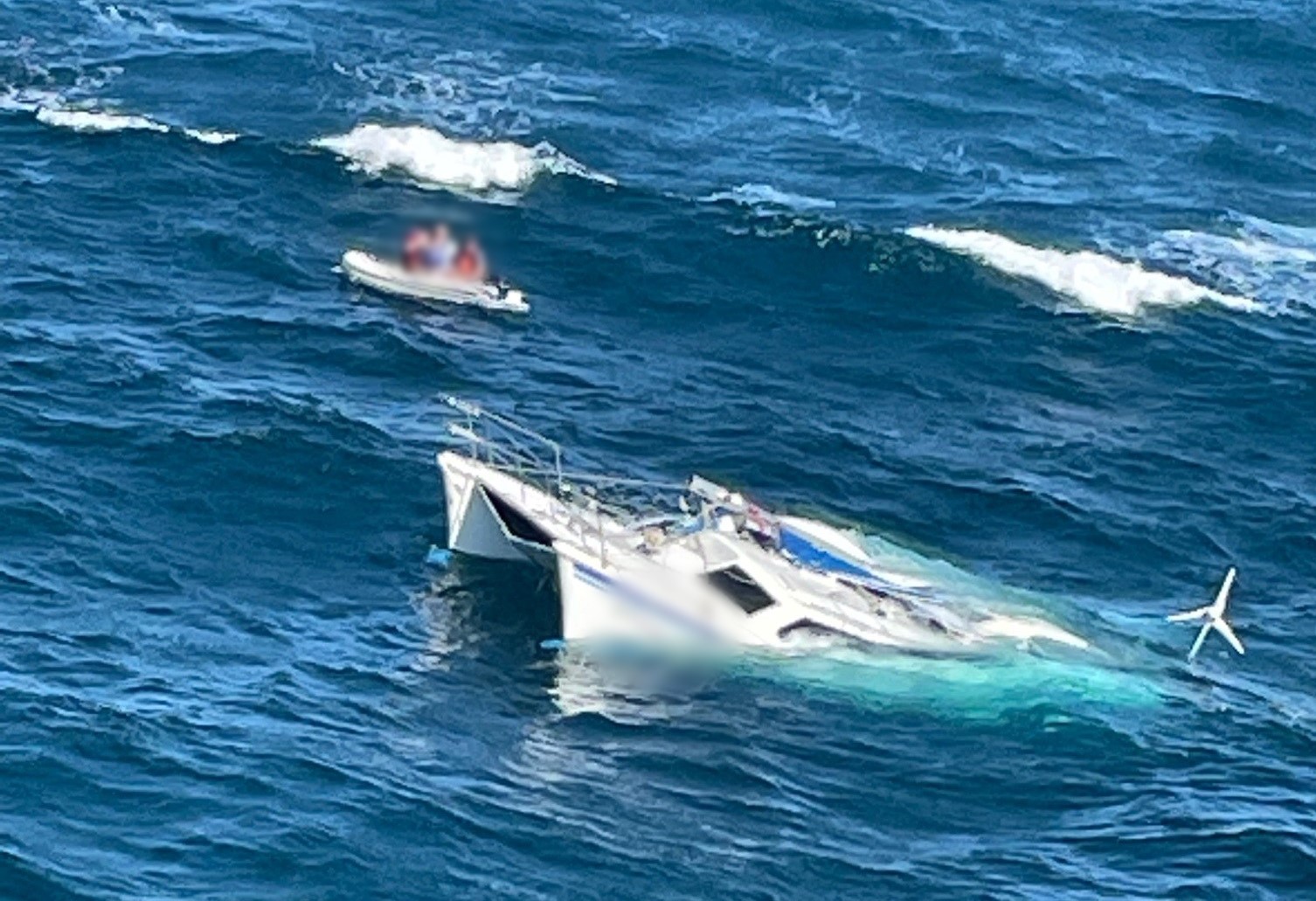 blue lagoon catamaran sinking