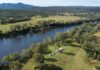 4WD lake monduran