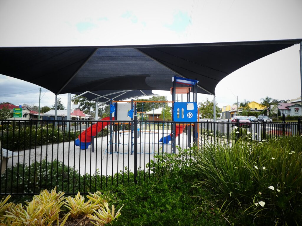 Shade sails Apex Park