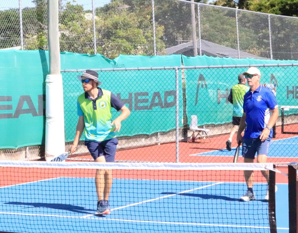 battle of the paddles Pickleball