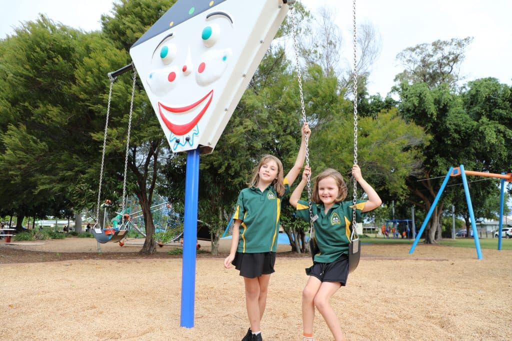 Clown swing park