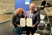 Bundaberg Region Mayor Jack Dempsey and Queensland University of Technology Vice Chancellor and President Professor Margaret Shell OA
