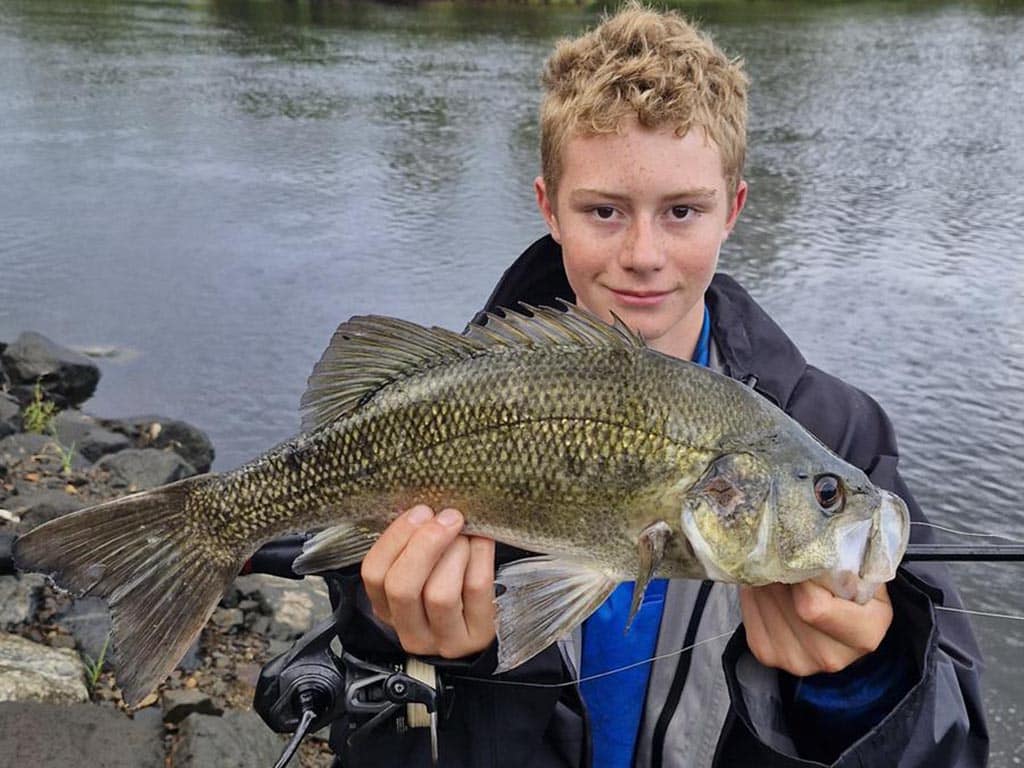 Zander Magin with a good bass.