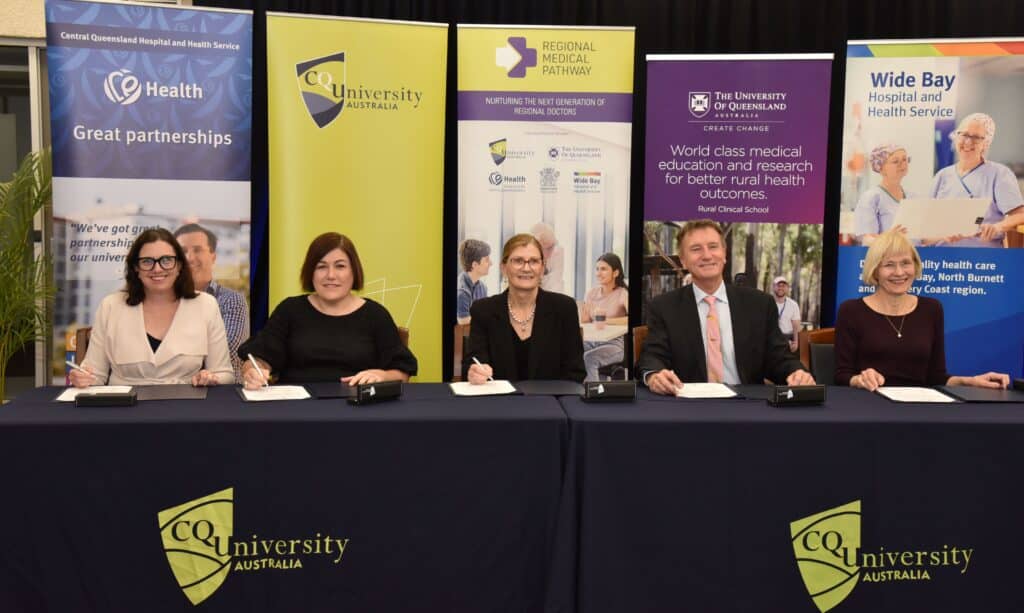 The Regional Medical Pathway program will continue into the future thanks to the signing of a new Memorandum of Understanding between CQUniversity, The University of Queensland and the Central Queensland and Wide Bay Hospital and Health Services.