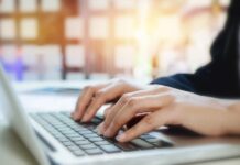 Registrations are open for anyone with a passion for digital literacy to take part in free training to become a digital mentor.