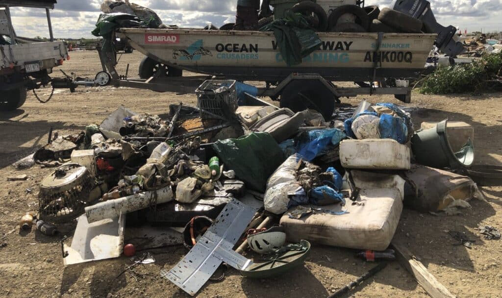 Burnett River rubbish